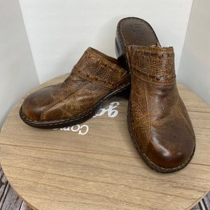 Born Boc Clog/ Muel Shoes Women's 10 Brown Distressed Leather Comfort Slip On